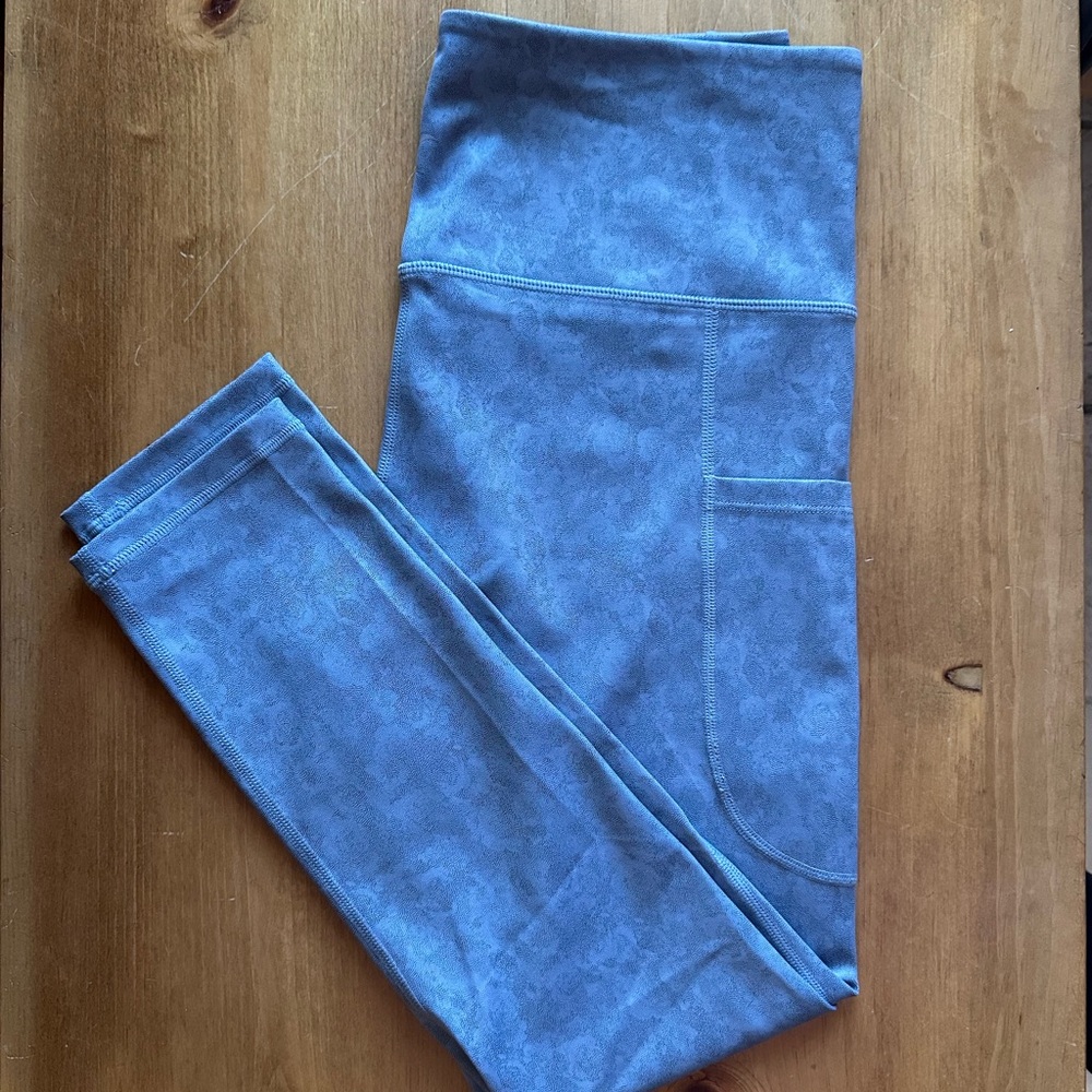 ZYIA Slate Floral Light n Tight Leggings with Pocket